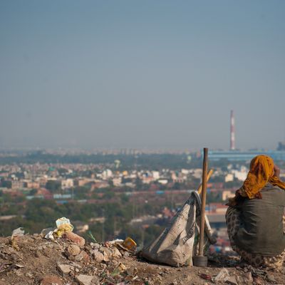 Outre l’explosion incontrôlée de la quantité de déchets ménagers, la complexification de la composition des nouveaux produits rend les traitements basiques d’élimination inadaptés.