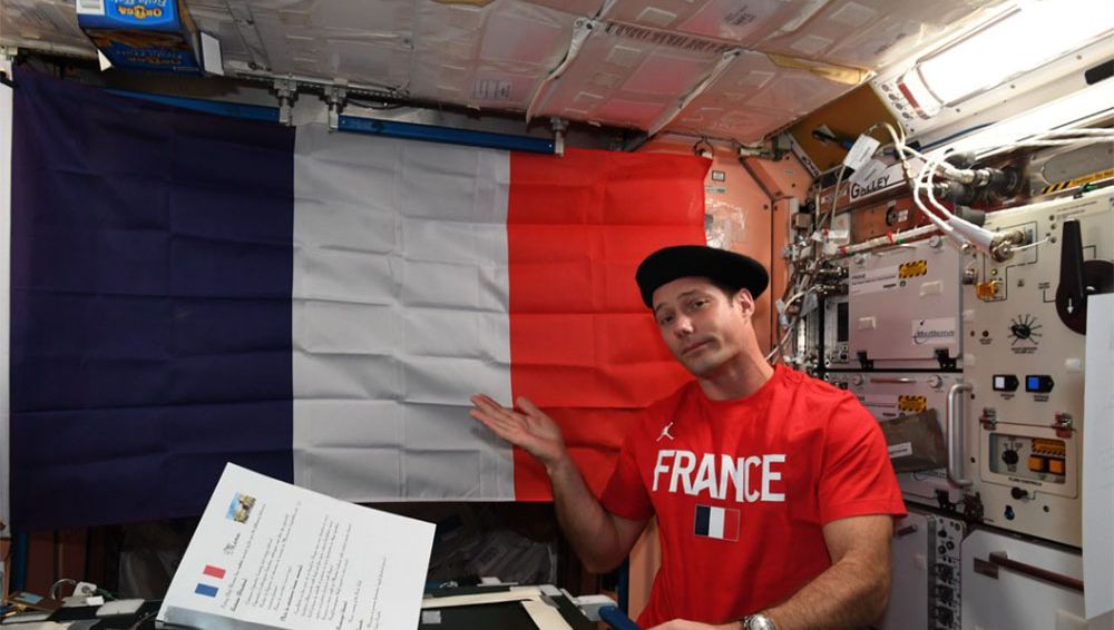 Episode 11 : 14 juillet, Experience Time, organisation humaine, et déménagement dans l'ISS - Vimarsana News