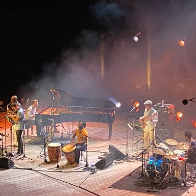 Sonny Troupé "Reflets denses" sur la scène de l'Amphithéâtre d'O au Domaine d'O à Montpellier le 21 juillet 2021