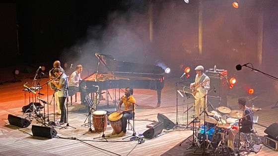 Sonny Troupé "Reflets denses" sur la scène de l'Amphithéâtre d'O au Domaine d'O à Montpellier le 21 juillet 2021 ©Radio France - Alex Dutilh
