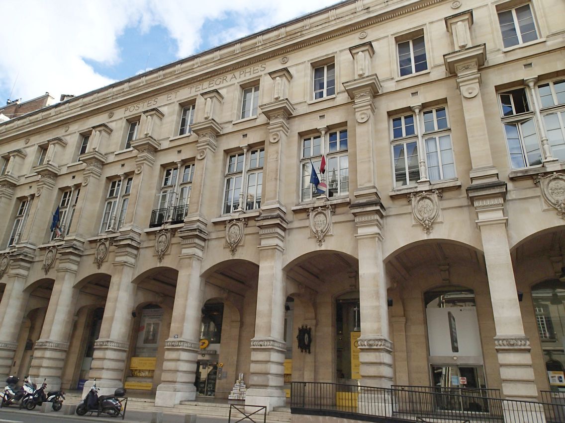 La Poste Du Louvre Une Usine Monument Au Cœur De Paris