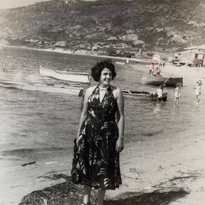 Gisèle Halimi, la Goulette, Tunis, 1951.