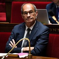 Le député LR Eric Woerth est soupçonné d'avoir accordé un coup de pouce fiscal à Bernard Tapie.