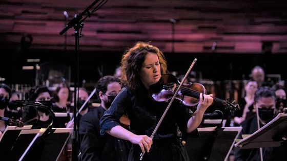 Auditorium Radio France 09/04/2021 : Patricia Kopatchinskaja, violon & l'Orchestre Philharmonique de Radio France ©Radio France - Christophe Abramowitz / RF