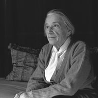 Nathalie Sarraute. 3 octobre 1986. Photo : Sophie Bassouls.
