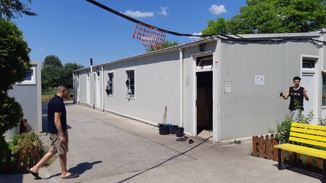Le centre d'accueil des migrants de Subotica, en Serbie