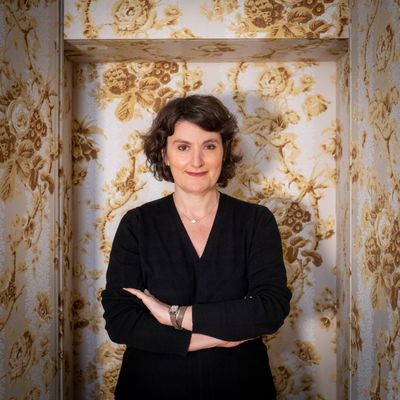 Portrait de Christine Germain-Donnat au musée de la Chasse et de la nature