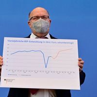 Le ministre de l'économie allemand, Peter Altmaier, présente les projections économiques de l'Allemagne en avril 2021