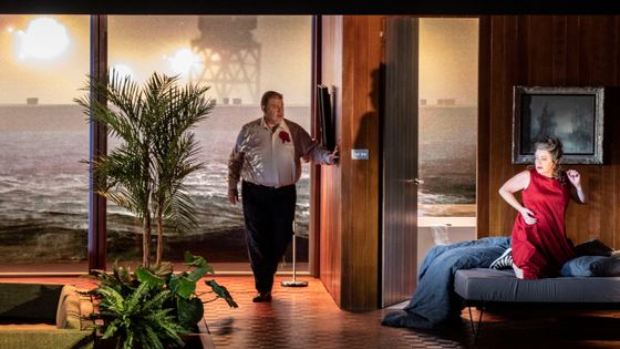 Wagner, Tristan et Isolde, répétitions – mise en scène Simon Stone, direction musicale Sir Simon Rattle : Stuart Skelton (Tristan) et Nina Stemme (Isolde) - Photo by Jean-Louis Fernandez / Festival d’Aix-en-Provence 2021