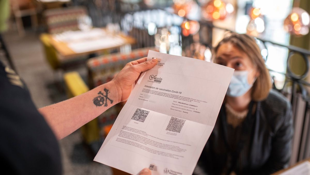Pass sanitaire dans les restaurants : entre insultes d'anti-pass et antivax, menaces et faux avis sur internet - Vimarsana News