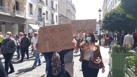 Deux jours avant l'élargissement du pass sanitaire, ils étaient plus de 4.000 manifestants à Orléans selon les organisateurs