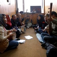 Des musiciens qui répètent à l'Institut national de musique afghan à Kaboul