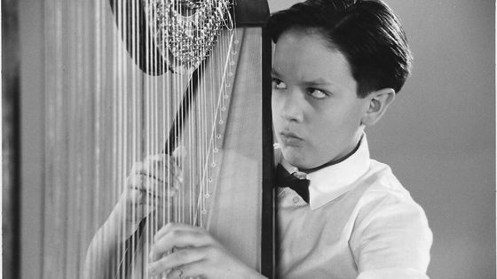 Emmanuel Ceysson, harpiste invité des Grands Entretiens - Judith Chaine / France Musique - avec l'aimable autorisation d'Emmanuel Ceysson