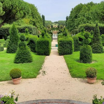 Parterre et terrasse des jardins de William Christie.