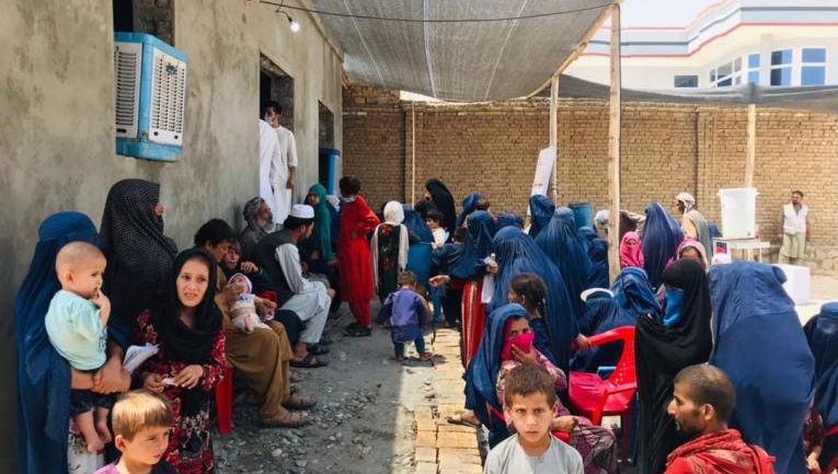 Voici plusieurs moyens d'aider les Afghans sur place et en France - Vimarsana News