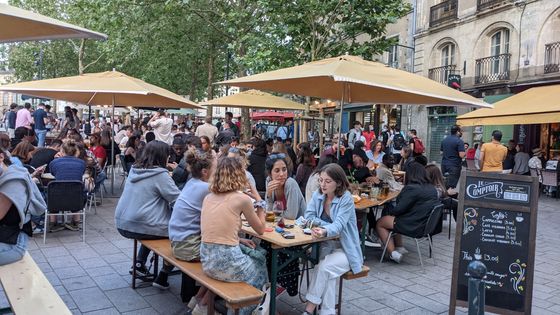 L'extension du pass sanitaire aux bars et restaurants, même en terrasse, va contraindre les clients non vaccinés (image d'illustration).