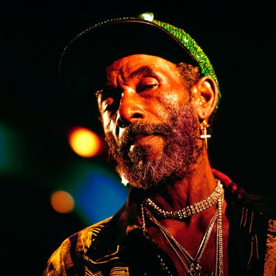 Lee "Scratch" Perry dans les années 90 (Des Willie/Redferns)