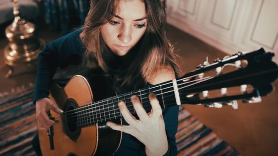 Francesca De Filippis - Capture écran clip de Camera musique / Youtube