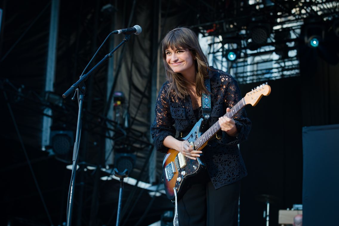 Il Faut Que ça Bouge Clara Luciani Clara Luciani, nouvelle reine du disco et des dancefloors