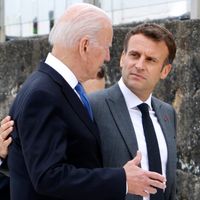 Emmanuel Macron et Joe Biden au sommet du G7 en juin 2021