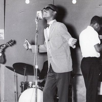 1972, Stevie Wonder in rehearsal with his musicians