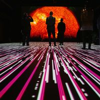 Ryoji Ikeda : 'Micro | Macro' Installation