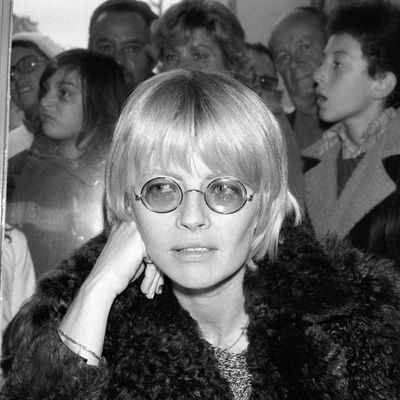 Claire Bretécher (1940-2020) à Paris en octobre 1975