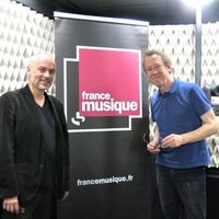 France Musique, studio 451... Arnaud Marzorati, baryton & le producteur Benoît Duteurtre (g. à d.)