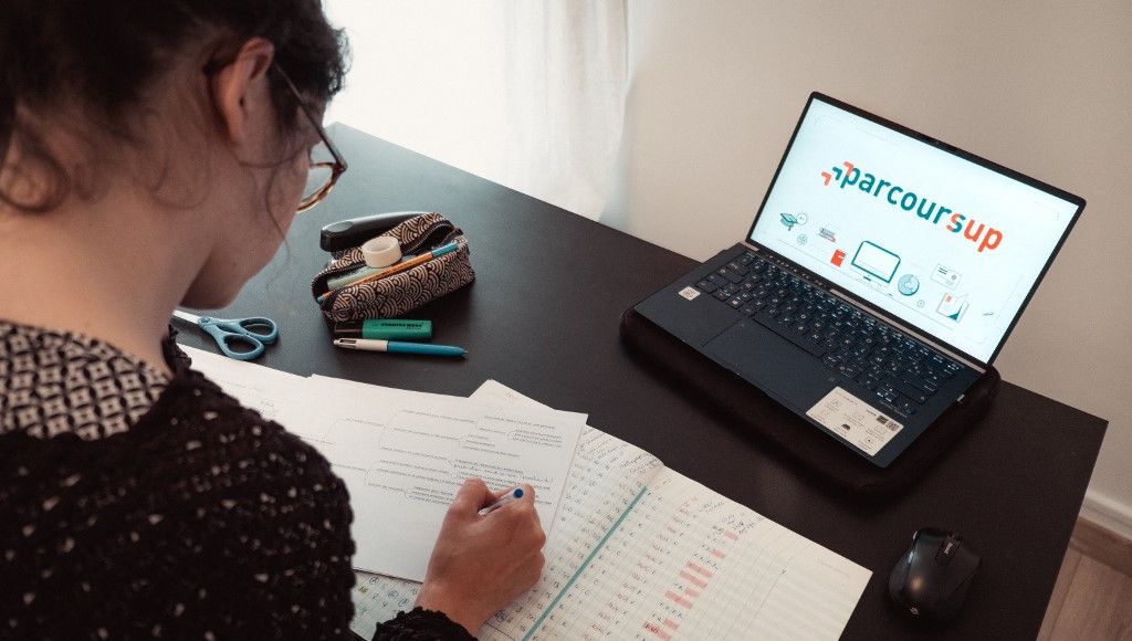 Parcoursup est de plus en plus efficace mais des bacheliers restent sur le carreau ou mal orientés - Vimarsana News