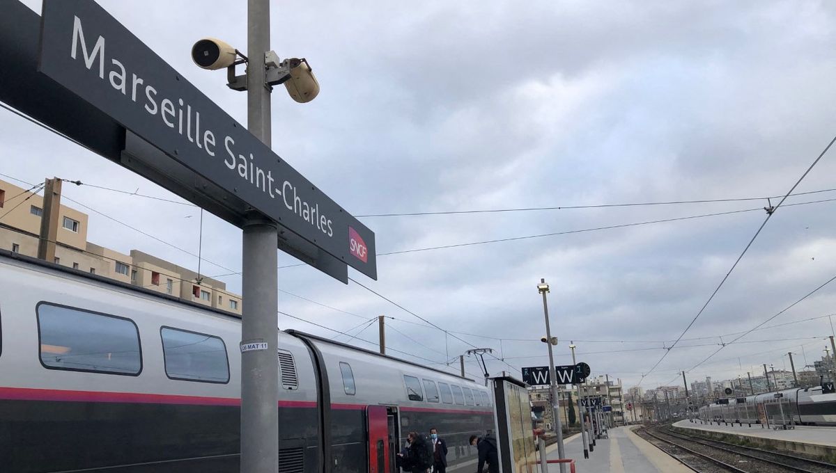 Un Nouveau Ne Retrouve Mort Dans Les Toilettes D Un Train Gare Saint Charles A Marseille