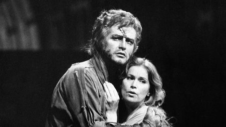 Julia Varady et Peter Hofmann dans la Walkyrie de Wagner ©Getty - Binder/ullstein bild
