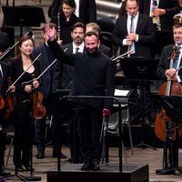 Le chef Kirill Petrenko à la tête de l'Orchestre philharmonique de Berlin