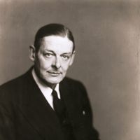 Thomas Stearns Eliot (1888-1965), était un pionnier littéraire : poète, éditeur, critique et dramaturge qui a reçu le prix Nobel de littérature en 1948.