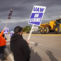 Environ 10.000 salariés du constructeur de tracteurs John Deere, représentés par le syndicat UAW, sont en grève.