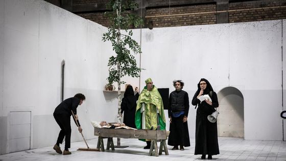 "Les frères Karamazov", mise en scène de Sylvain Creuzevault - Simon Gosselin/ Théâtre de L'odéon