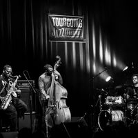Makaya McCraven Trio sur la scène du Tourcoing Jazz Festival le 15 octobre 2021