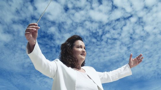Zahia Ziouani, cheffe d'orchestre - Patrick Fouque