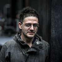Dans un courrier, le metteur en scène Wajdi Mouawad dit refuser de "se substituer à la justice" et n'estime pas devoir "changer quoi que ce soit" ou "demander à qui que ce soit de se retirer".