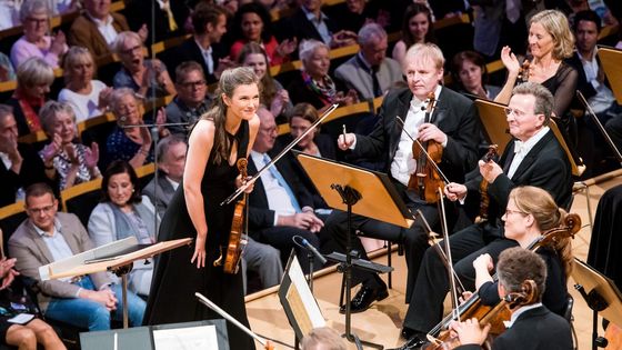 Janine Jansen et le NDR Radiophilarmonie en 2019 ©Getty - Picture Alliance