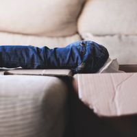 Comment bien grandir dans une société obsédée par la jeunesse ?