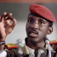 Le capitaine Thomas Sankara lors d’une conférence de presse en 1986 à Harare (Zimbabwe).
