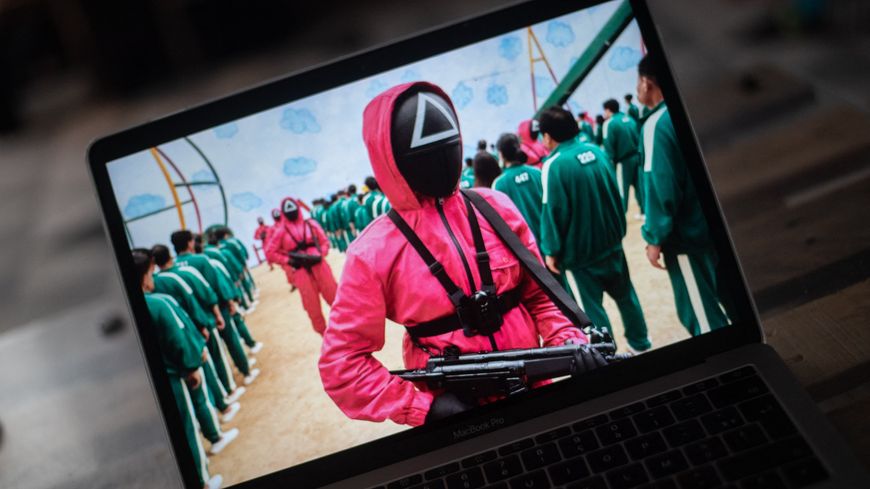 La série sud-coréenne qui est en train de dépasser les records d’audience sur Netflix mêle jeux sanguinaires, luxe décadent et… musique classique