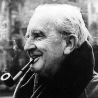 Portrait non daté de l'écrivain britannique J.R. Tolkien (1892-1973) créateur de la saga du "Seigneur des anneaux".