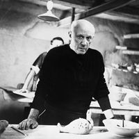 Le peintre, dessinateur, sculpteur et graveur Pablo Picasso en 1960