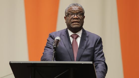 Denis Mukwege lors de l'anniversaire des dix ans du mandat sur la violence sexuelle dans les conflits au siège de l'ONU à New York (USA) le 30 octobre 2019 ©Getty - EuropaNewswire/Gado / Contributeur
