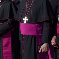 Les évêques se réunissent à Lourdes