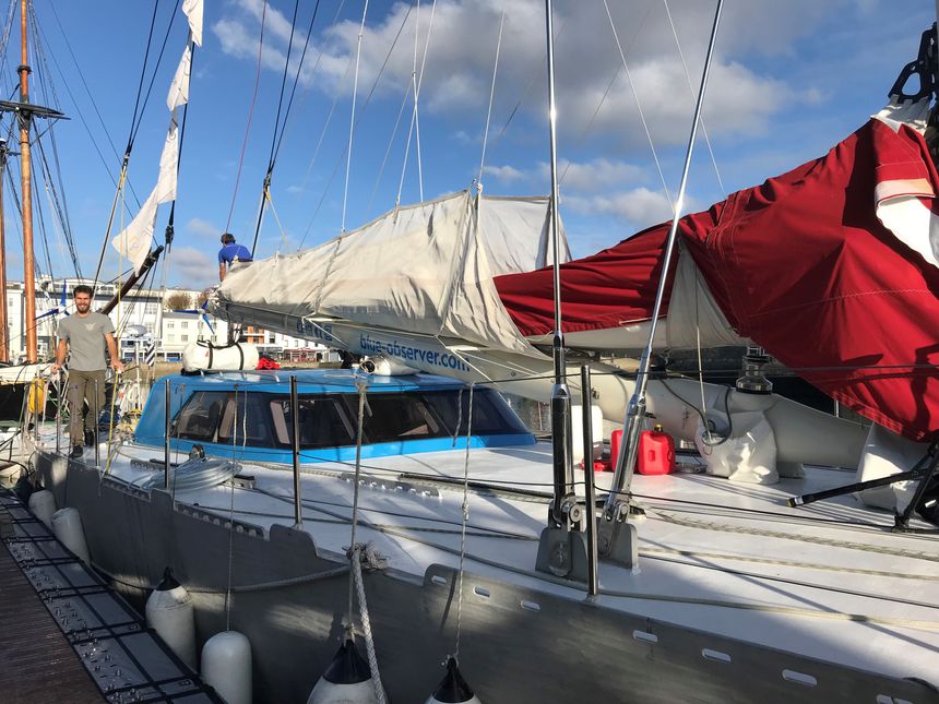 L'Iris à quai, quelques heures avant le départ