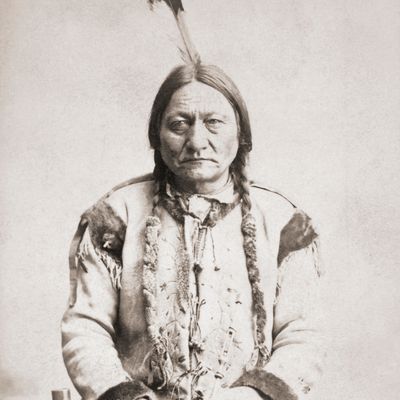 Sitting Bull, d'après un portrait sur une carte du XIXe siècle. Fac-similé de sa signature sous le portrait