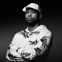 Rohff durant un shooting à Paris le 29 septembre 2021 (JOEL SAGET)