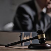 Le magistrat a déjà fait l'objet d'une procédure disciplinaire pour manquement au devoir d’impartialité, de probité, et de délicatesse à l’égard de la justice